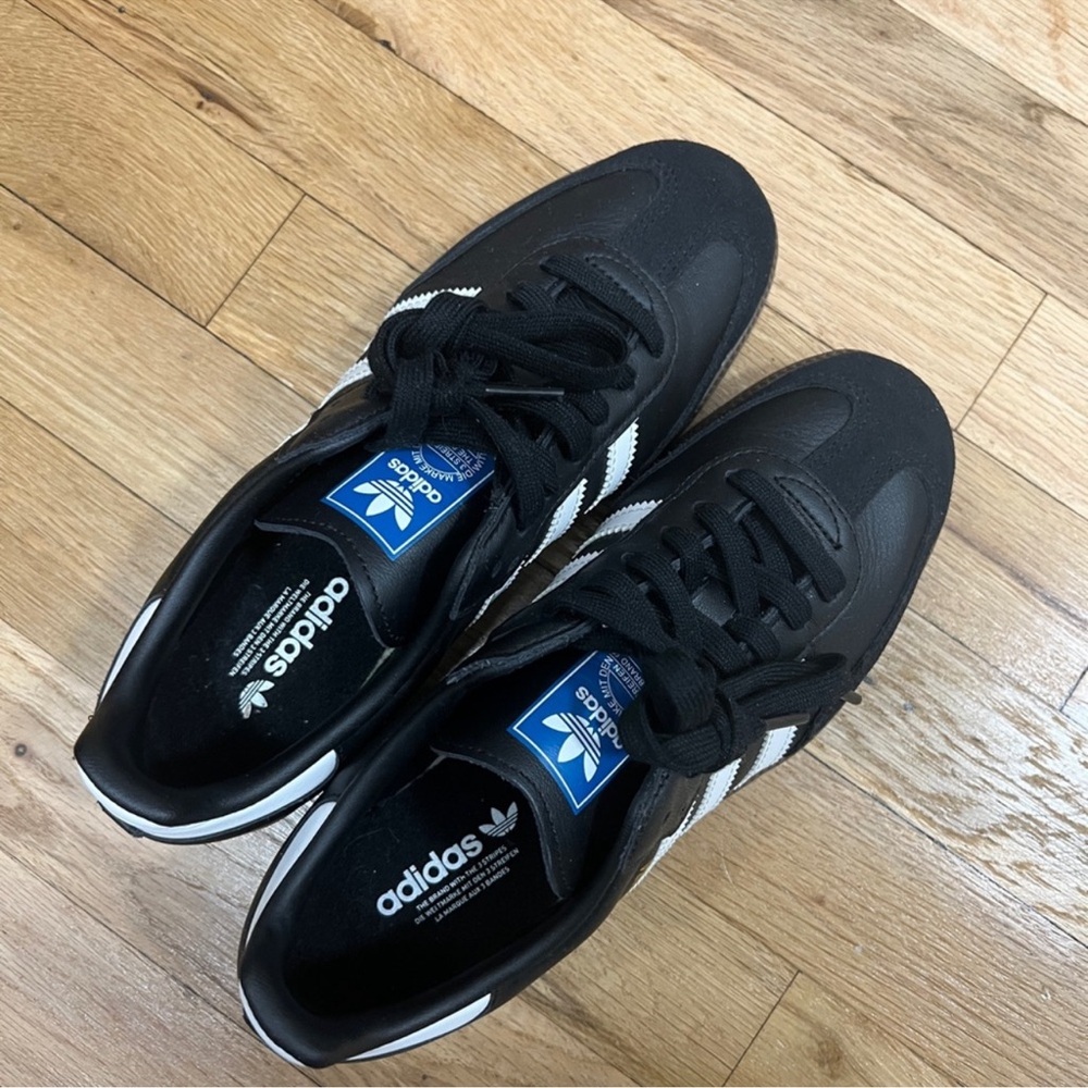 Adidas Samba